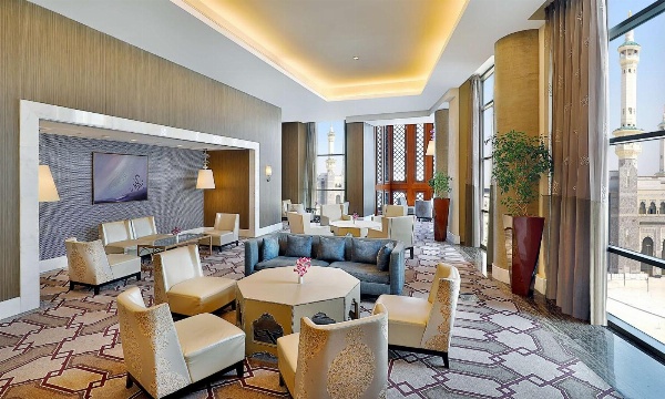 Hilton Suites Makkah image 2
